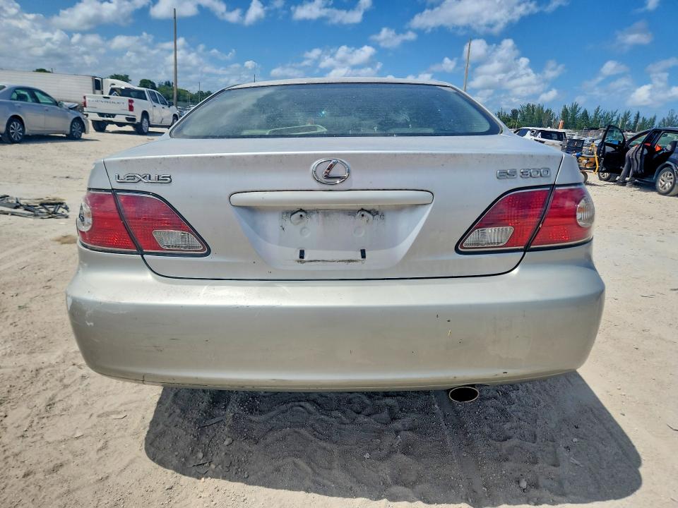 2002 Lexus Es მანქანა იყიდება აუქციონზე, vin: JTHBF30G820016762, აუქციონის ნომერი: 62693996