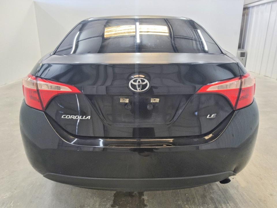 60919736 :رقم المزاد ، 5YFBURHE3KP881867 vin ، 2019 Toyota Corolla مزاد بيع