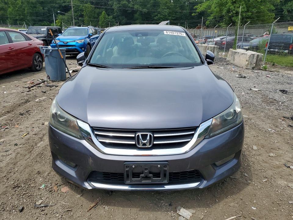 2014 Honda Accord მანქანა იყიდება აუქციონზე, vin: 1HGCR2F82EA305630, აუქციონის ნომერი: 61407376