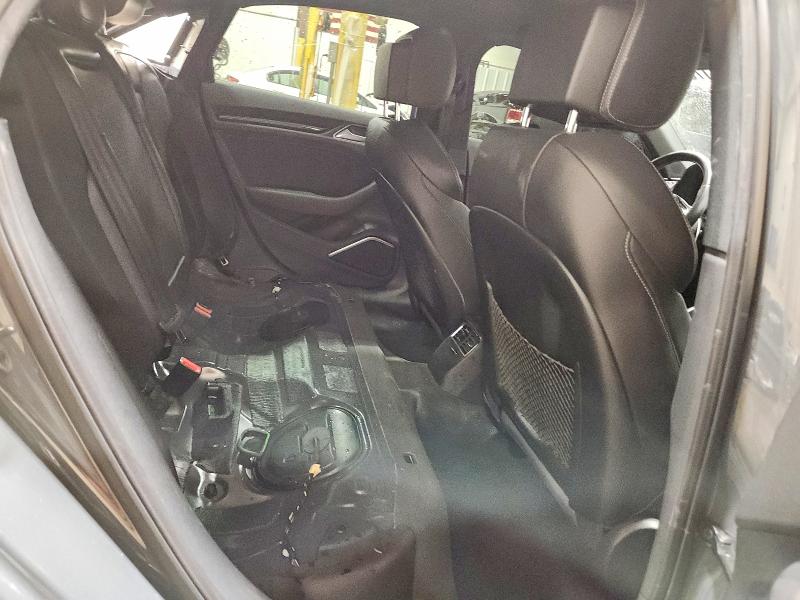 Продажа на аукционе авто 2019 Audi S3, vin: WAUB1HFF4KA099660, номер лота: 61707696