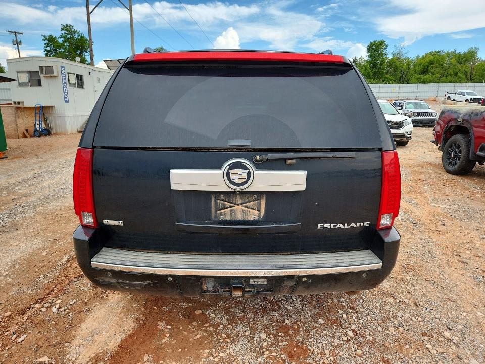 61435196 :رقم المزاد ، 1GYUKCEF0AR229330 vin ، 2010 Cadillac Escalade مزاد بيع