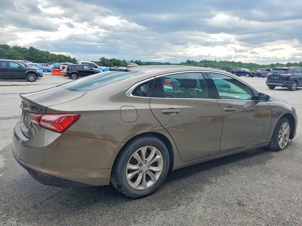 63042556 :رقم المزاد ، 1G1ZD5ST8LF062272 vin ، 2020 Chevrolet Malibu مزاد بيع