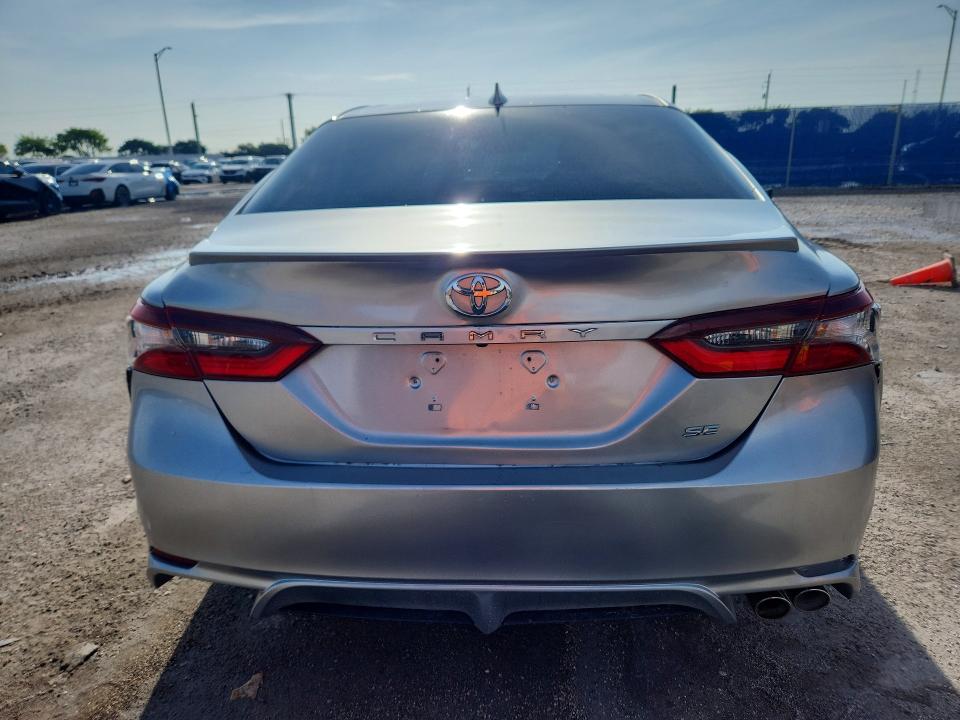 Продажа на аукционе авто 2023 Toyota Camry, vin: 4T1G11AK7PU117929, номер лота: 62592146