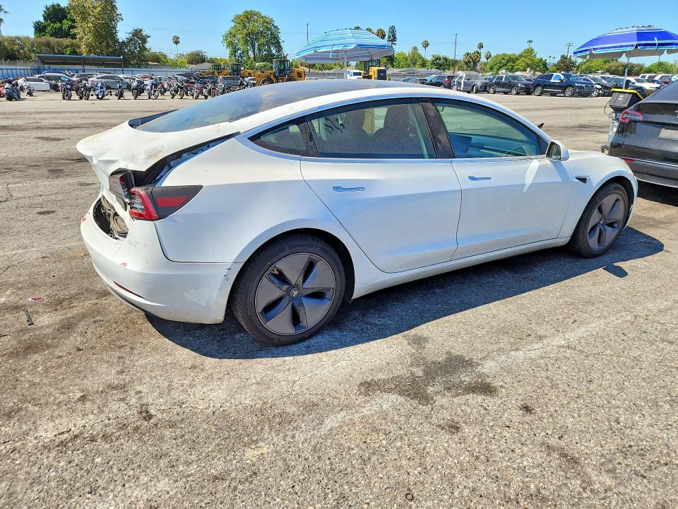 Продаж на аукціоні авто 2019 Tesla Model 3, vin: 5YJ3E1EA4KF401402, номер лоту: 61795196