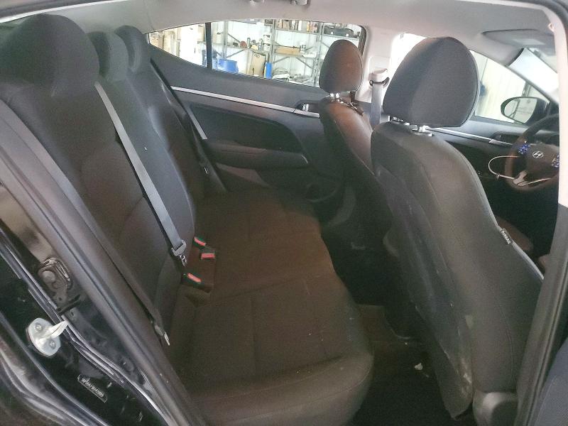 60575936 :رقم المزاد ، 5NPD84LF9KH429869 vin ، 2019 Hyundai Elantra مزاد بيع