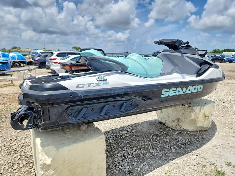 62537306 :رقم المزاد ، YDV22538J324 vin ، 2024 Sea-doo Jet Ski مزاد بيع
