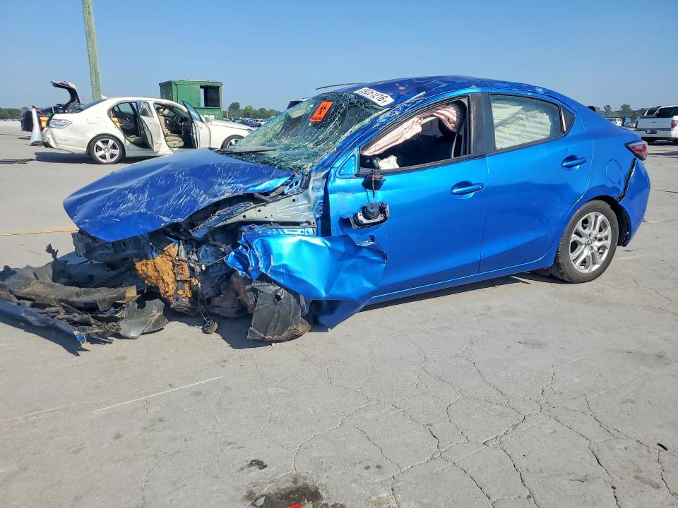 Aukcja sprzedaży 2017 Toyota Yaris Ia, vin: 3MYDLBYV8HY165995, numer aukcji: 59351216