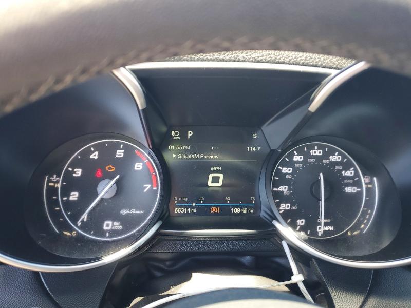 62709066 :رقم المزاد ، ZARFAEBN7J7565003 vin ، 2018 Alfa Romeo Giulia مزاد بيع