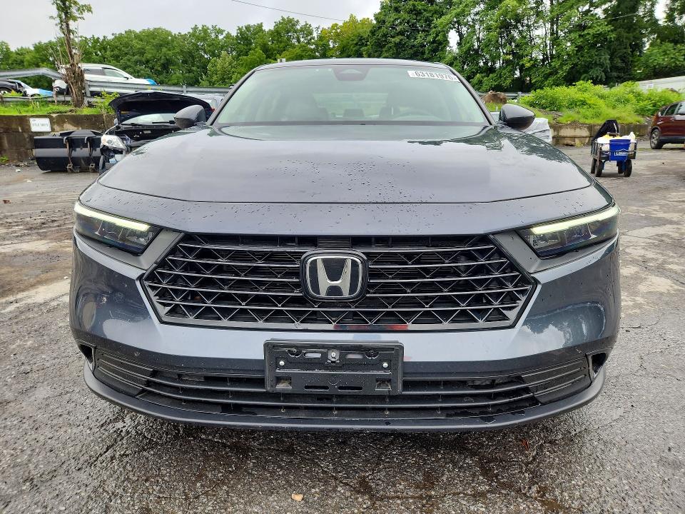 63181976 :رقم المزاد ، 1HGCY1F31RA029836 vin ، 2024 Honda Accord مزاد بيع