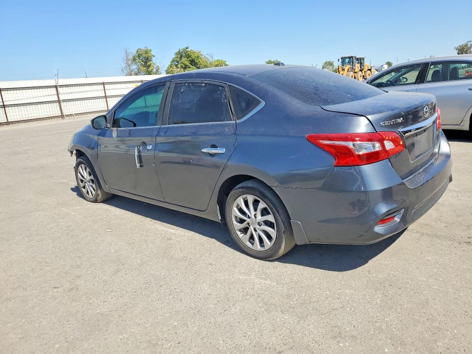 Продаж на аукціоні авто 2018 Nissan Sentra, vin: 3N1AB7AP5JL626332, номер лоту: 62114246