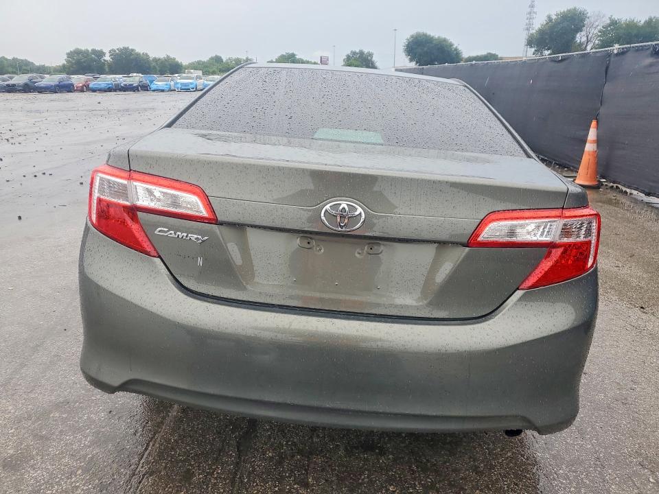 2013 Toyota Camry მანქანა იყიდება აუქციონზე, vin: 4T1BF1FK1DU689157, აუქციონის ნომერი: 63407326