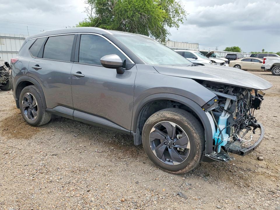 Продаж на аукціоні авто 2026 Nissan Rogue, vin: 5N1BT3BA6TC673333, номер лоту: 60412326