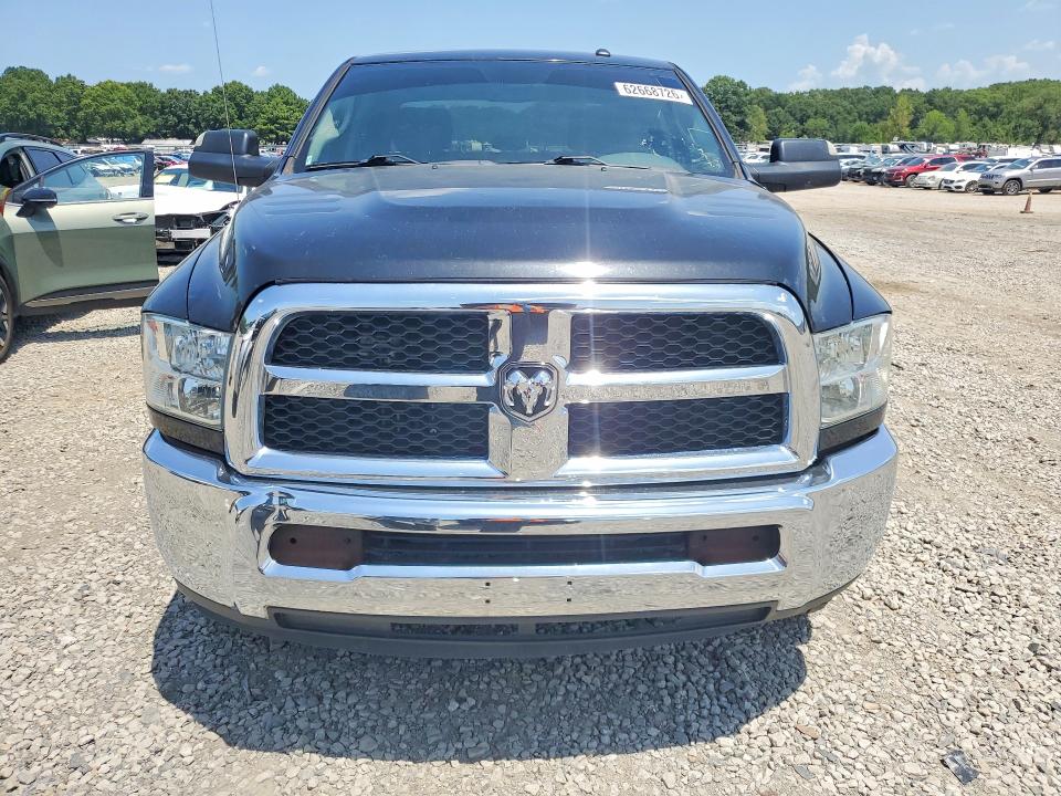 62668726 :رقم المزاد ، 3C6UR4CJ4JG287382 vin ، 2018 Ram 2500 مزاد بيع