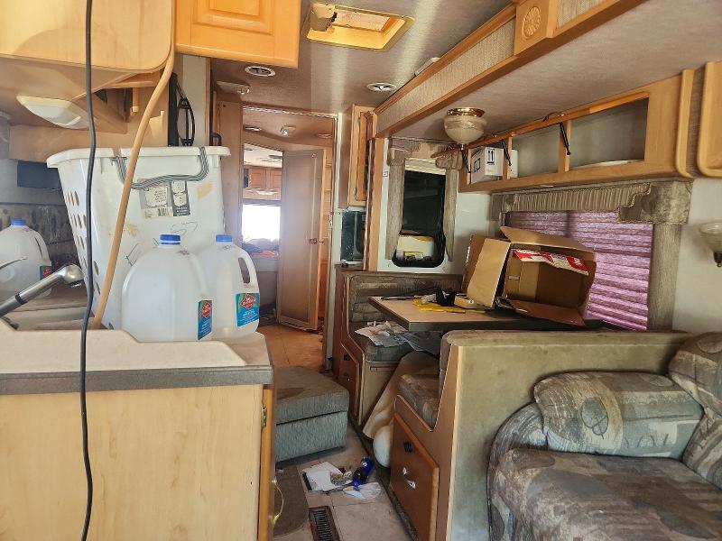 2003 Workhorse Custom Chassis Recreational Vehicle (rv) მანქანა იყიდება აუქციონზე, vin: 5B4MP67G533372123, აუქციონის ნომერი: 62111136