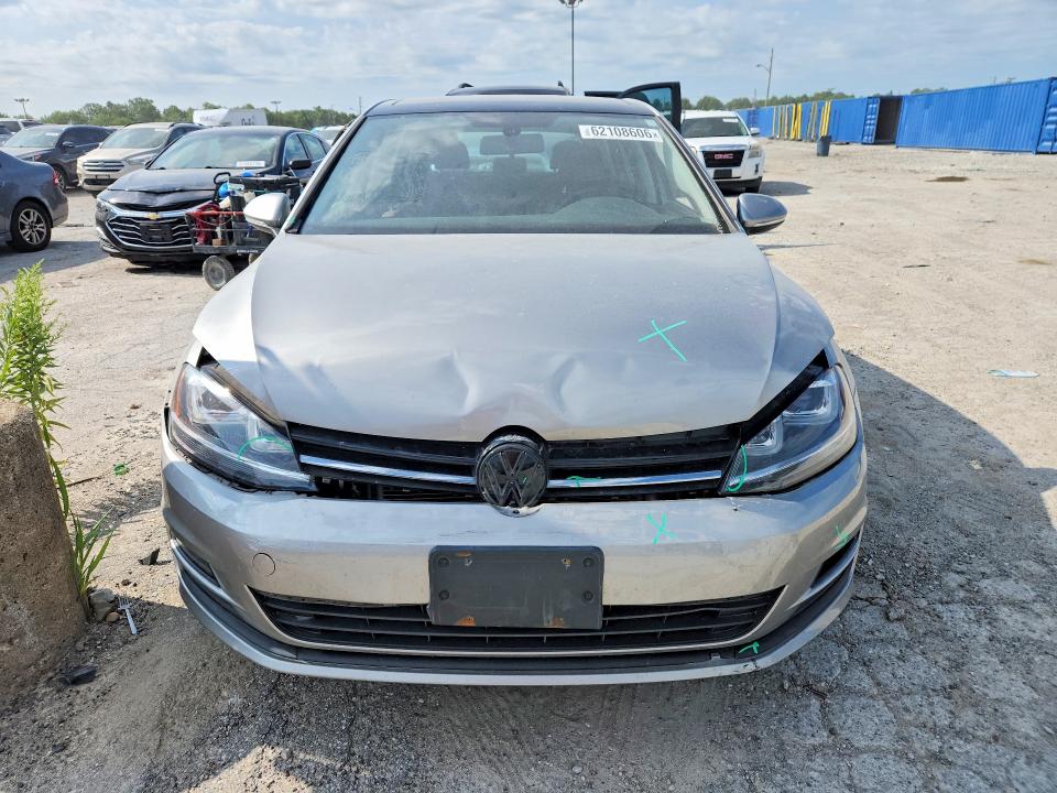 62108606 :رقم المزاد ، 3VW217AU7FM011581 vin ، 2015 Volkswagen Golf مزاد بيع