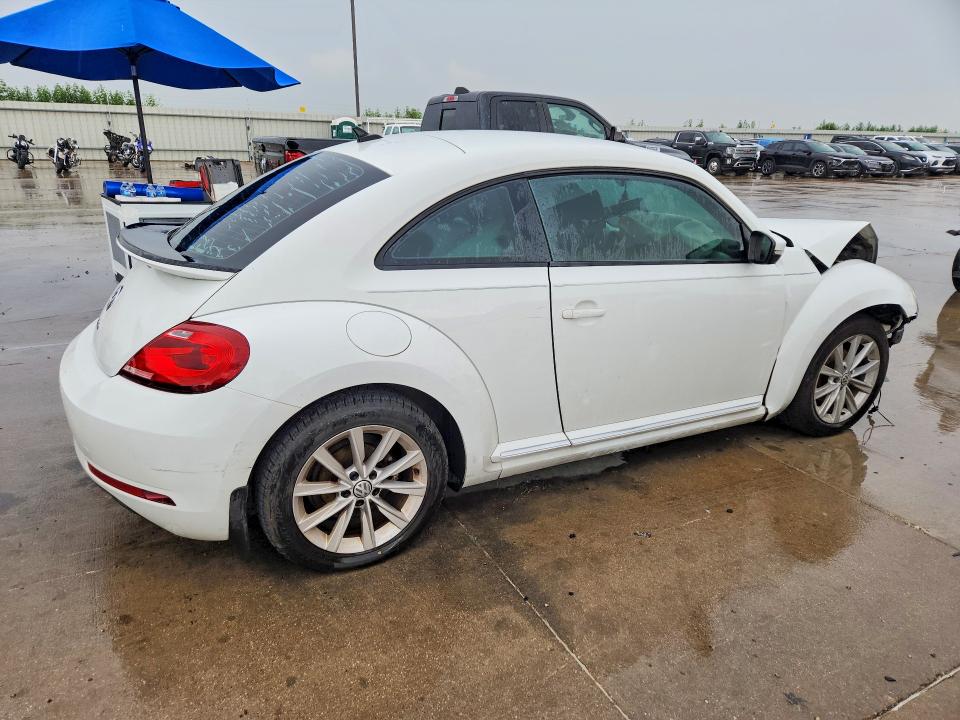Продажа на аукционе авто 2017 Volkswagen Beetle, vin: 3VWJ17AT5HM607861, номер лота: 60700966