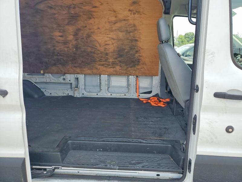 58886606 :رقم المزاد ، 1FTYR2CM1KKB37832 vin ، 2019 Ford Transit مزاد بيع