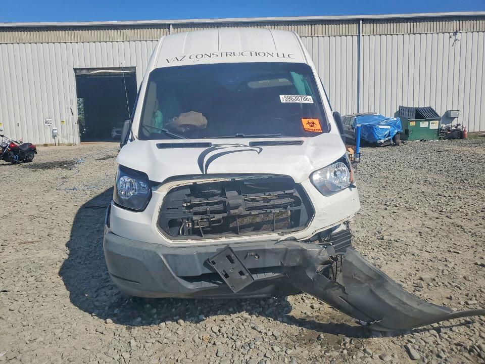 59630706 :رقم المزاد ، 1FTBW3XM8JKA83202 vin ، 2018 Ford Transit مزاد بيع