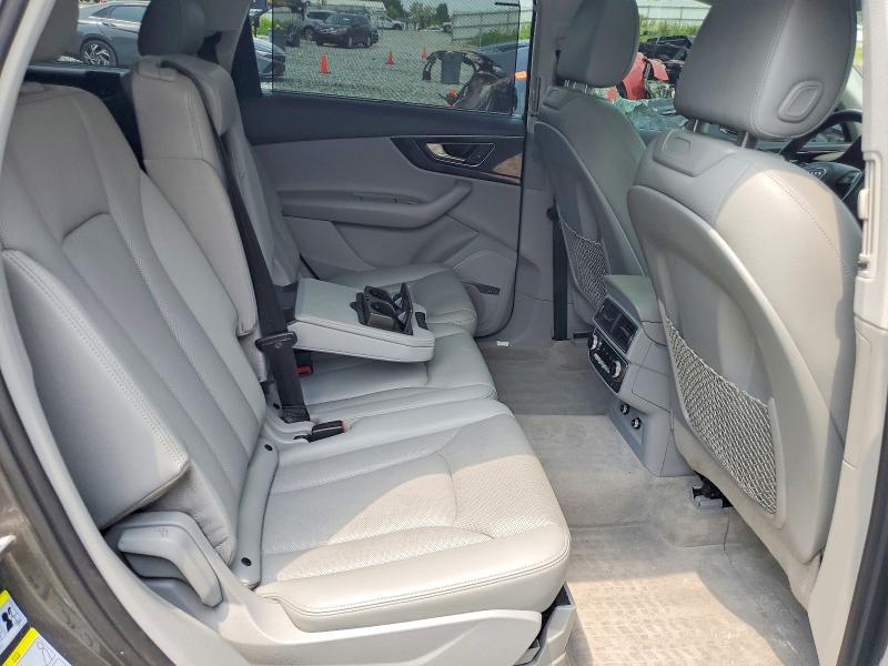 Продаж на аукціоні авто 2019 Audi Q7, vin: WA1VAAF70KD003550, номер лоту: 61145536