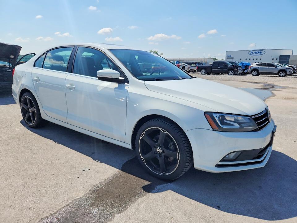 Продажа на аукционе авто 2015 Volkswagen Jetta, vin: 3VWLA7AJ6FM340136, номер лота: 61115296
