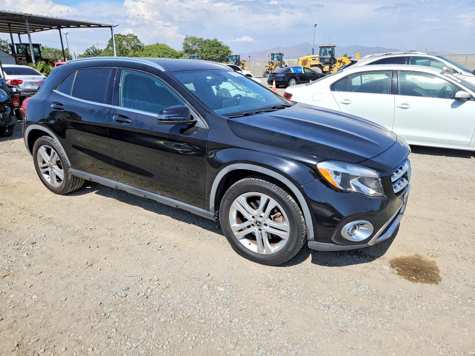 2018 Mercedes-benz Gla მანქანა იყიდება აუქციონზე, vin: WDCTG4GBXJJ503743, აუქციონის ნომერი: 61620646