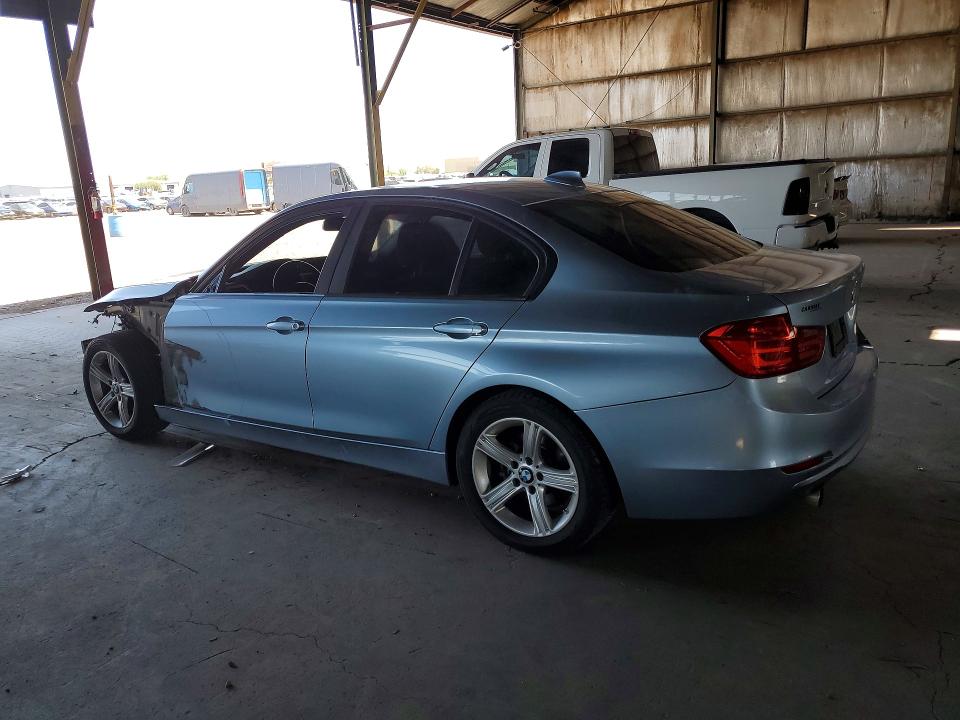61351576 :رقم المزاد ، WBA3B1C53EK132795 vin ، 2014 Bmw 320 مزاد بيع