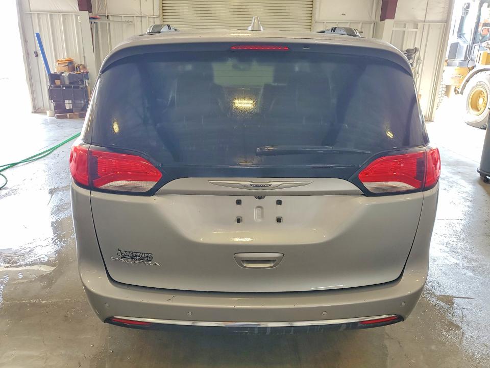 Продажа на аукционе авто 2020 Chrysler Pacifica, vin: 2C4RC1EG3LR269484, номер лота: 61686746