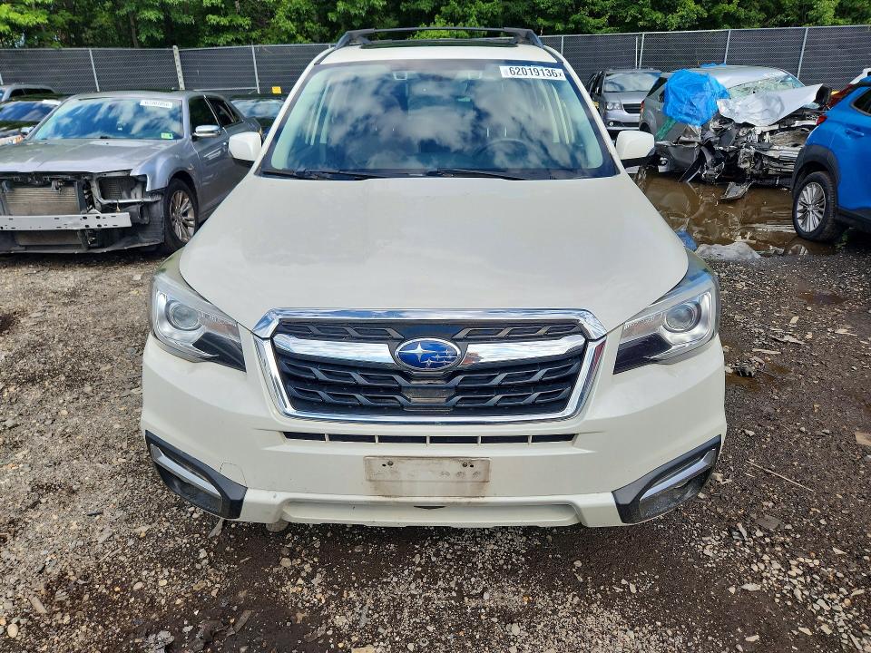 Продажа на аукционе авто 2018 Subaru Forester, vin: JF2SJAWC6JH422047, номер лота: 62019136