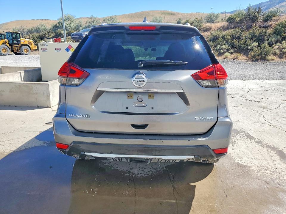 2017 Nissan Rogue მანქანა იყიდება აუქციონზე, vin: KNMAT2MV8HP541961, აუქციონის ნომერი: 74514375