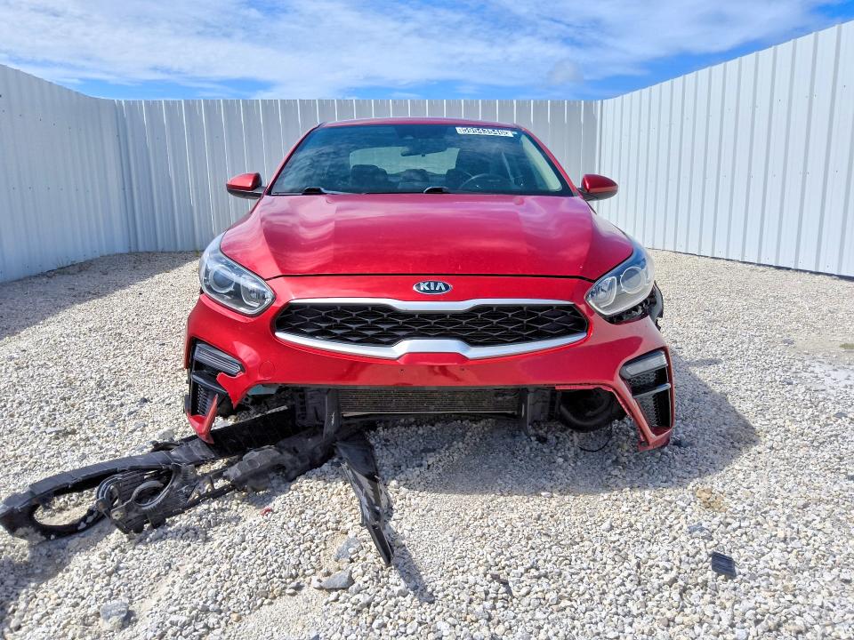 2021 Kia Forte მანქანა იყიდება აუქციონზე, vin: 3KPF24AD1ME335794, აუქციონის ნომერი: 59543546