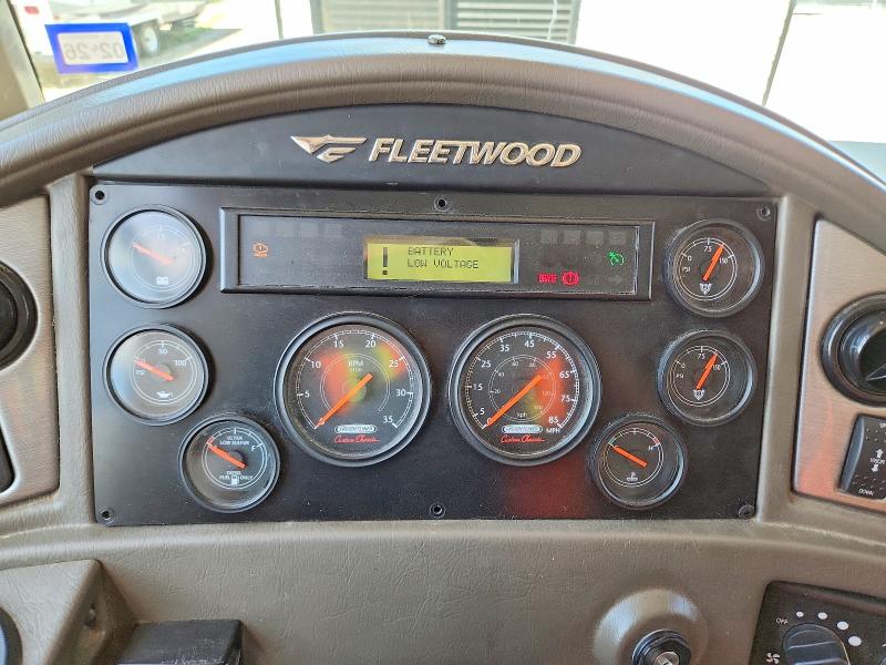 Продаж на аукціоні авто 2008 Fleetwood Bounder, vin: 4UZACJDT88CAD4908, номер лоту: 60926696