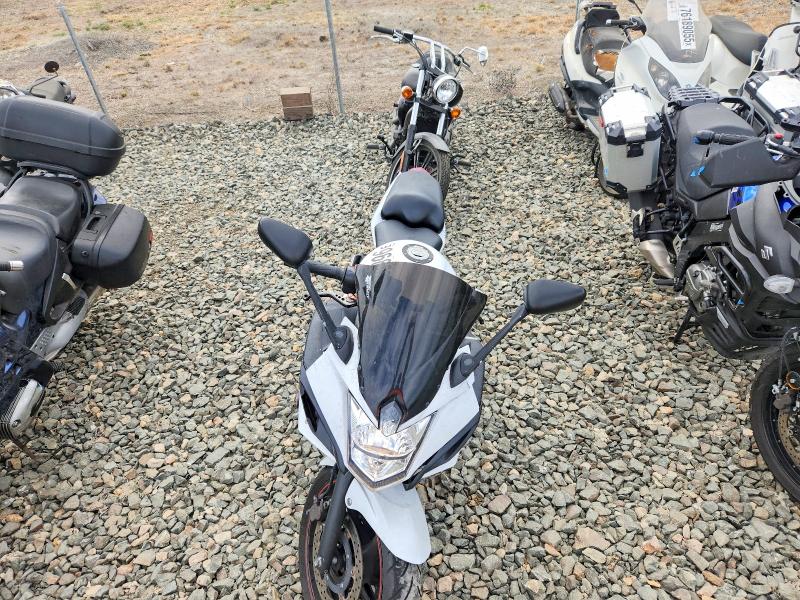 Продажа на аукционе авто 2013 Yamaha Fz6r, vin: JYARJ18Y6DA002335, номер лота: 60850996