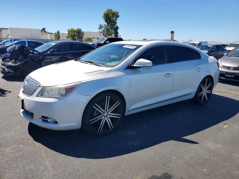 62446626 :رقم المزاد ، 1G4GH5E30CF213809 vin ، 2012 Buick Lacrosse مزاد بيع
