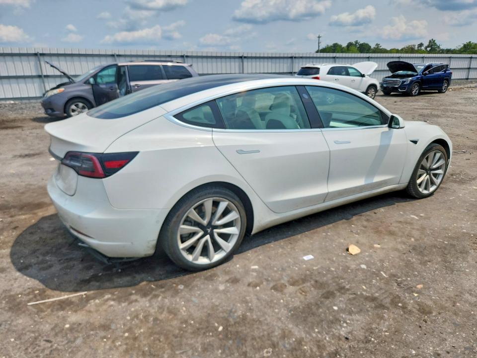 Продаж на аукціоні авто 2019 Tesla Model 3, vin: 5YJ3E1EA4KF413243, номер лоту: 62860026