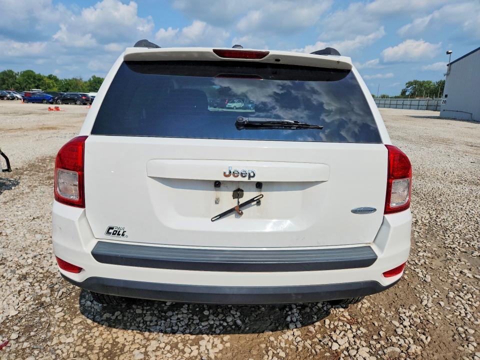 62757256 :رقم المزاد ، 1J4NT1FA9BD155610 vin ، 2011 Jeep Compass مزاد بيع