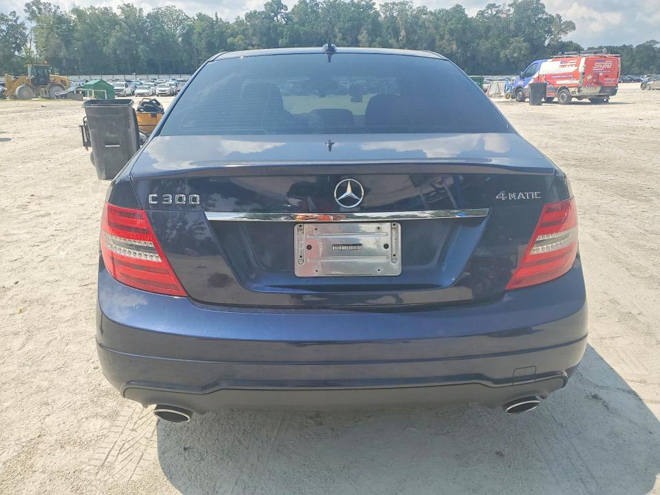 2014 Mercedes-benz C მანქანა იყიდება აუქციონზე, vin: WDDGF8AB1EA891709, აუქციონის ნომერი: 62660056