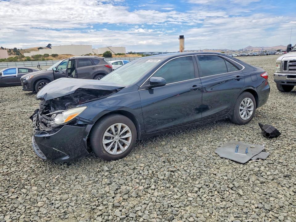 2016 Toyota Camry მანქანა იყიდება აუქციონზე, vin: 4T4BF1FK3GR551419, აუქციონის ნომერი: 61970226