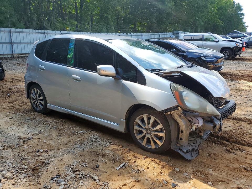Продаж на аукціоні авто 2013 Honda Fit, vin: JHMGE8H56DC037913, номер лоту: 59830206