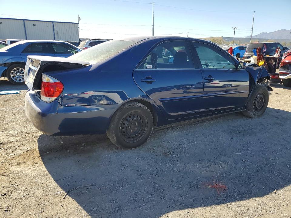 Продажа на аукционе авто 2005 Toyota Camry, vin: 4T1BE32K05U075979, номер лота: 63121226