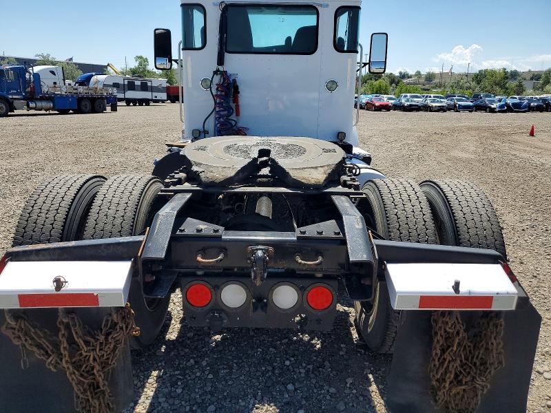 57896136 :رقم المزاد ، 2XKHAJ7X5FM462708 vin ، 2015 Kenworth T370 مزاد بيع
