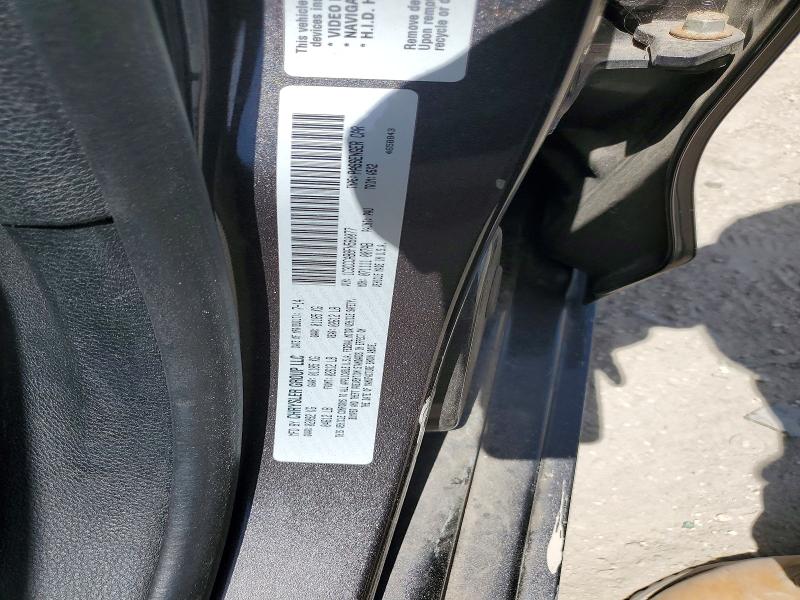61039796 :رقم المزاد ، 1C3CCCAB8FN560077 vin ، 2015 Chrysler 200 مزاد بيع