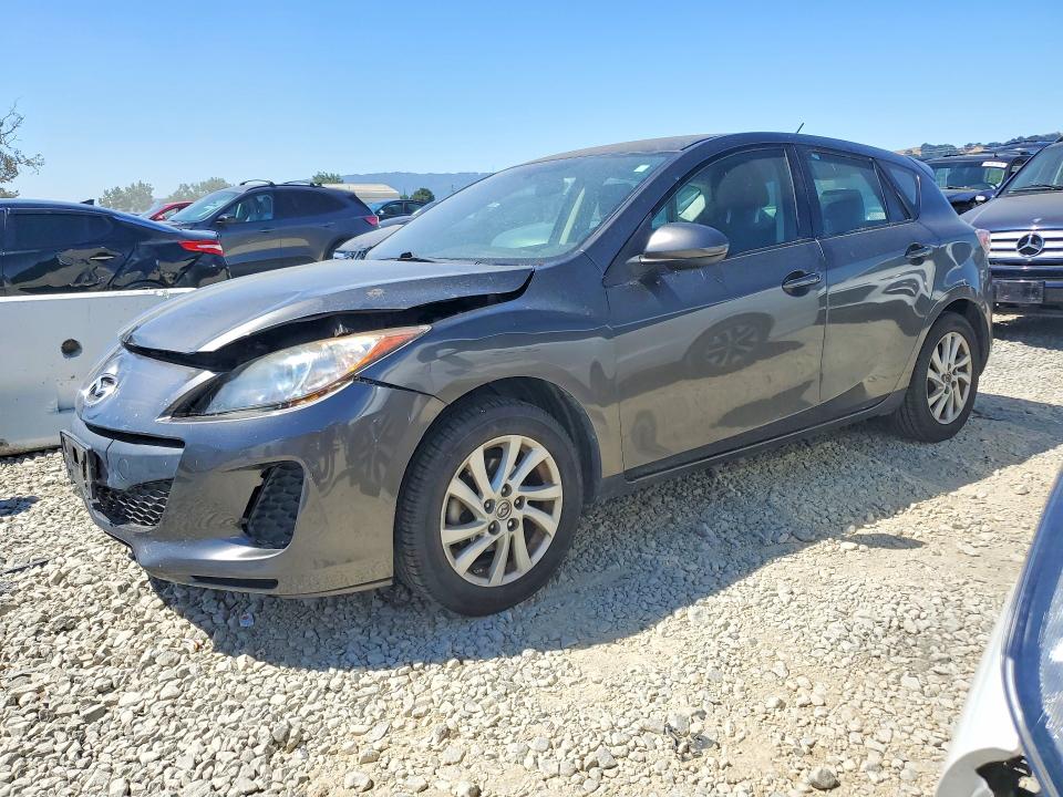 60135036 :رقم المزاد ، JM1BL1L82C1546174 vin ، 2012 Mazda 3 مزاد بيع