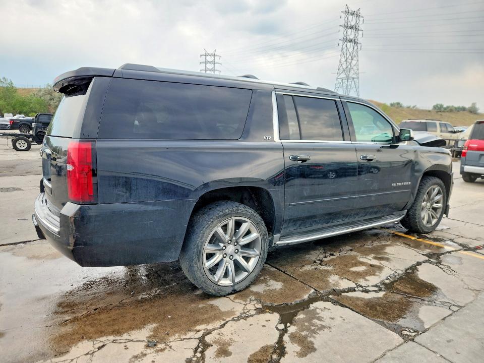 Продаж на аукціоні авто 2015 Chevrolet Suburban, vin: 1GNSKKKC6FR620627, номер лоту: 59905246