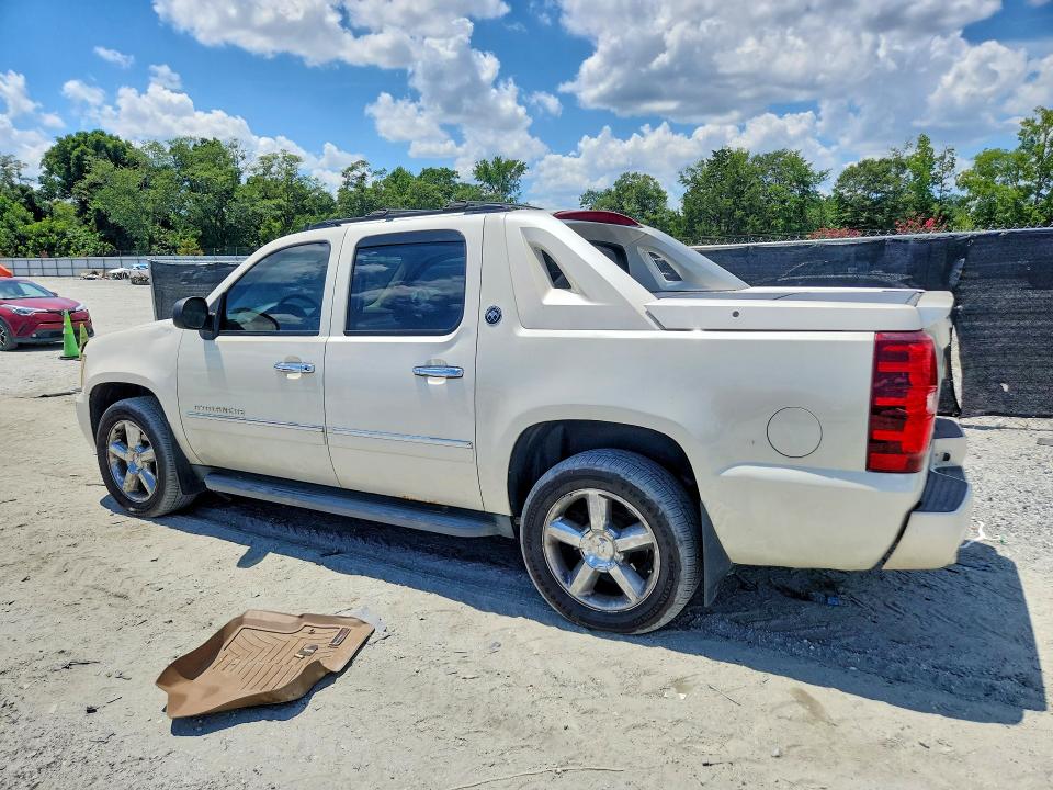 2013 Chevrolet Avalanche მანქანა იყიდება აუქციონზე, vin: 3GNTKGE77DG339661, აუქციონის ნომერი: 62067056