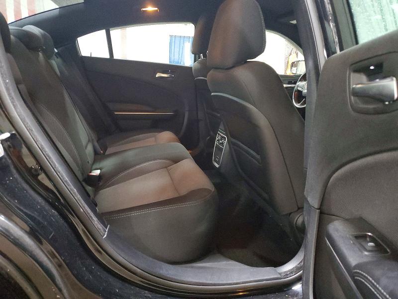 60439946 :رقم المزاد ، 2C3CDXFG1FH859007 vin ، 2015 Dodge Charger مزاد بيع