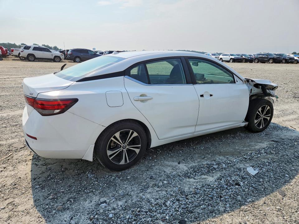63013306 :رقم المزاد ، 3N1AB8CVXMY330229 vin ، 2021 Nissan Sentra مزاد بيع