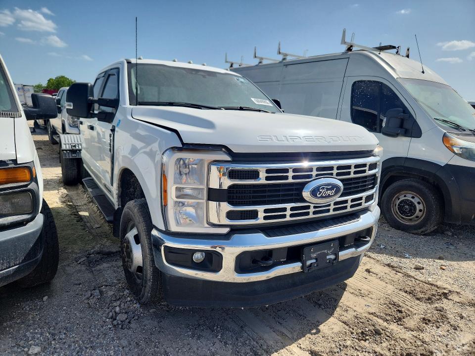 Продаж на аукціоні авто 2023 Ford F350, vin: 1FD8W3HT6PEC76676, номер лоту: 60948696