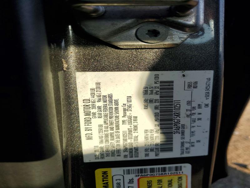 60589206 :رقم المزاد ، 3FA6P0G75KR102511 vin ، 2019 Ford Fusion مزاد بيع