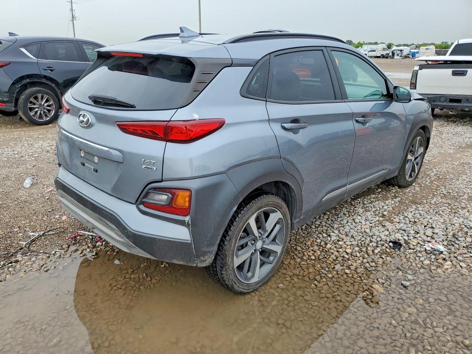 61137566 :رقم المزاد ، KM8K3CA51LU525430 vin ، 2020 Hyundai Kona مزاد بيع