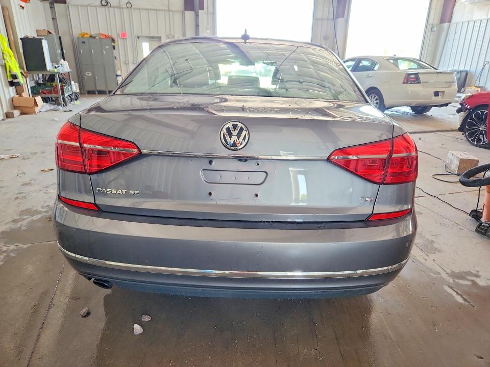 2016 Volkswagen Passat მანქანა იყიდება აუქციონზე, vin: 1VWBT7A37GC013304, აუქციონის ნომერი: 59820856